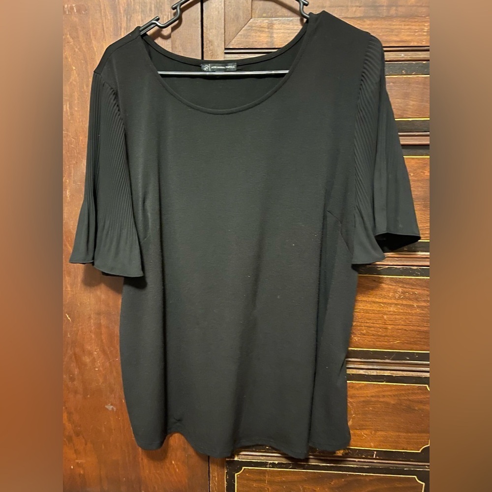 Adrianna Papell Black Top 1X